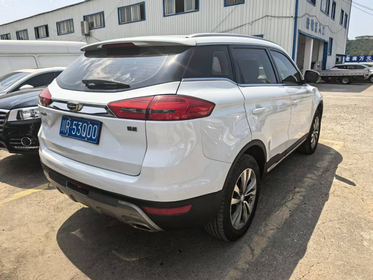 GEELY Boyue 2017 car image #3