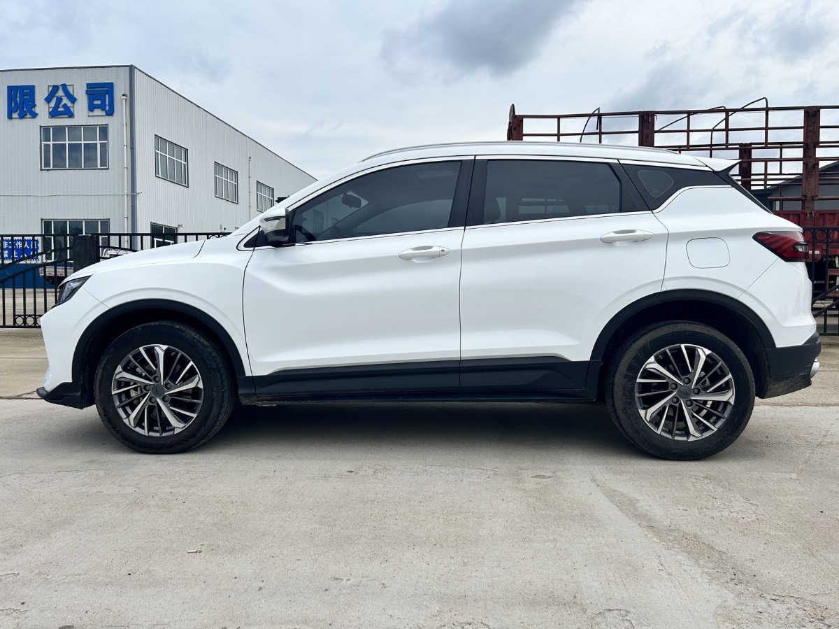 GEELY Coolray 2022 immagine di auto #9