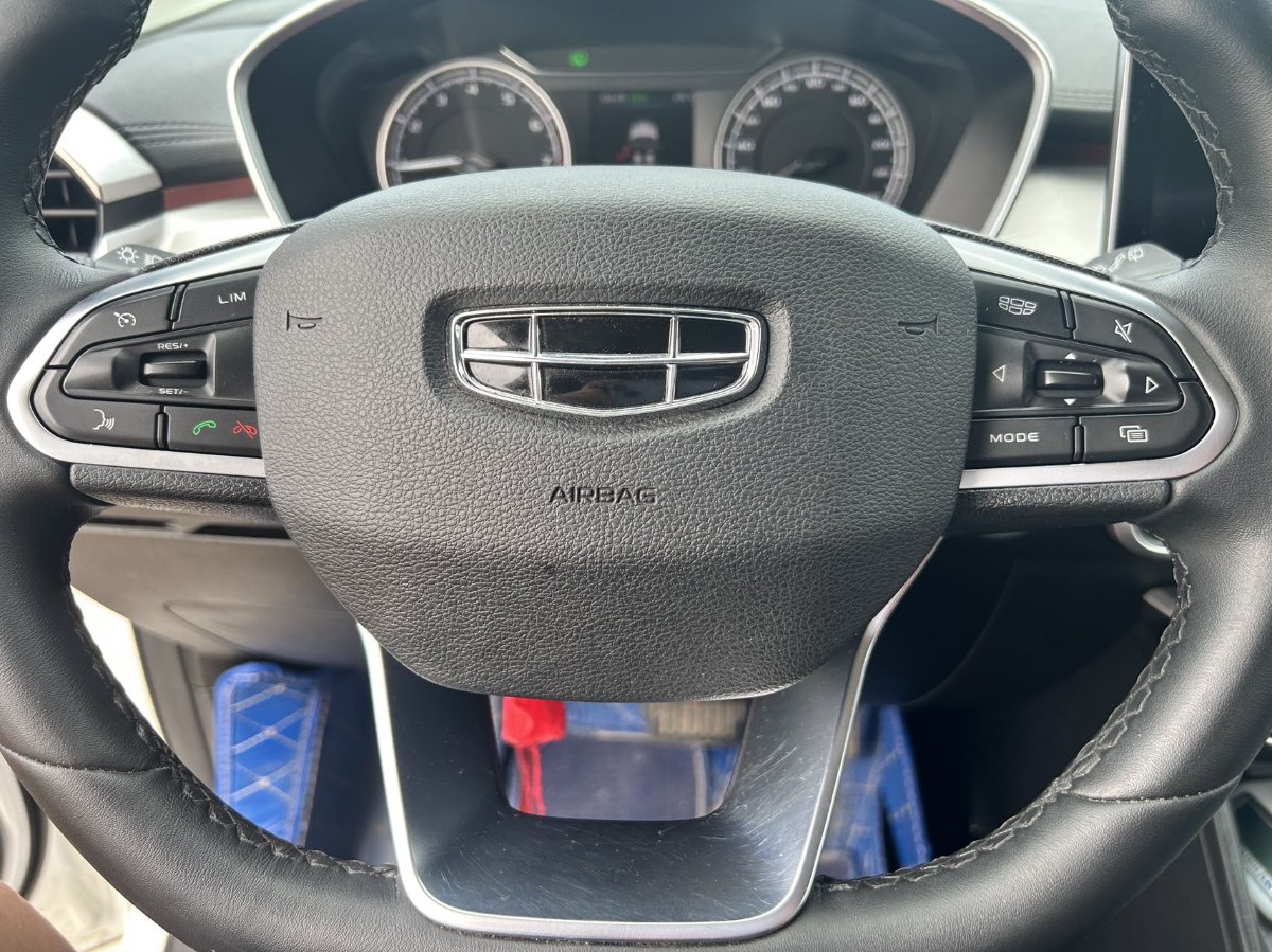 GEELY Coolray 2022 immagine di auto #11
