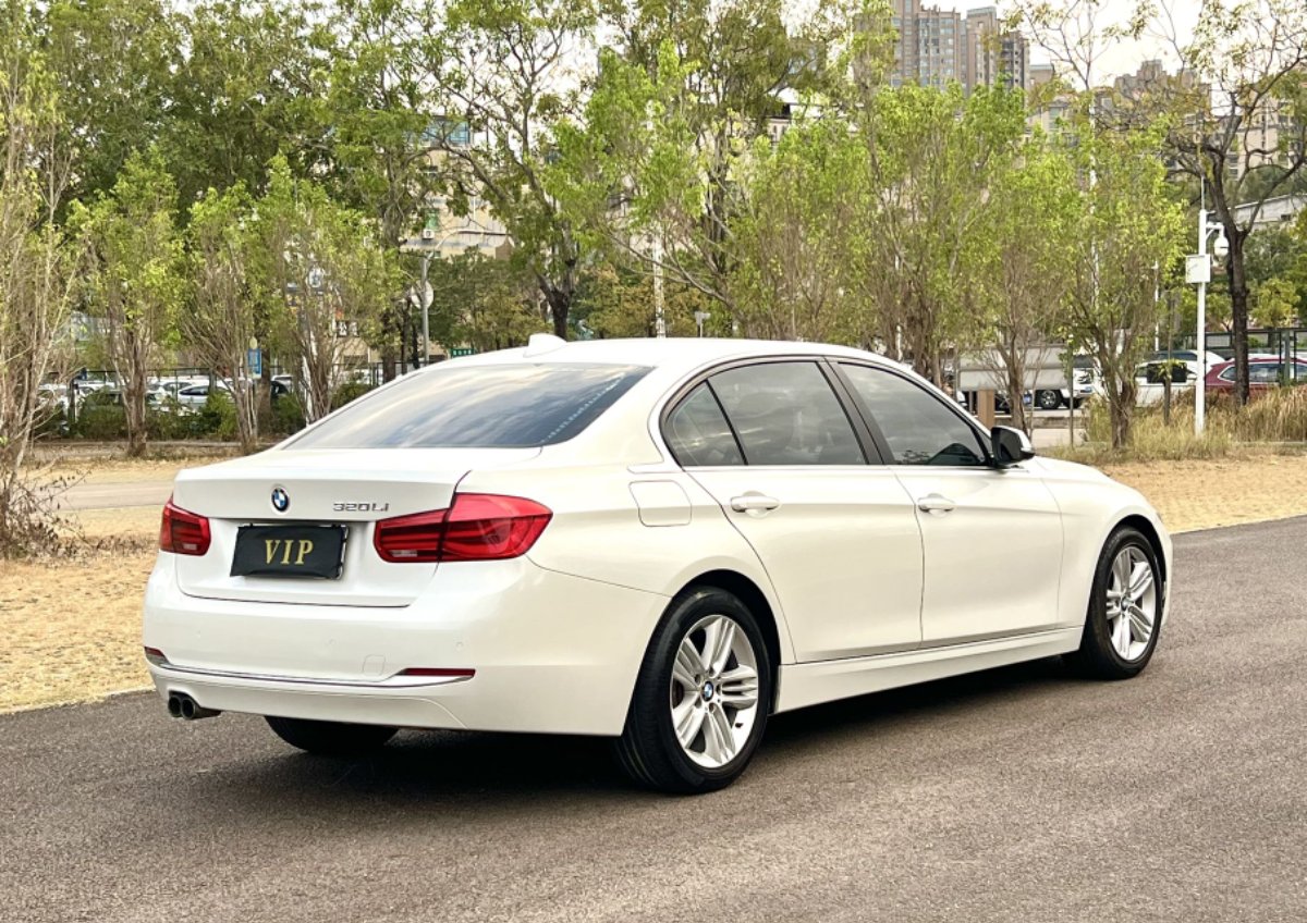 BMW 3 Series 2017 #10 BMW 3 Series 2017 car image #10