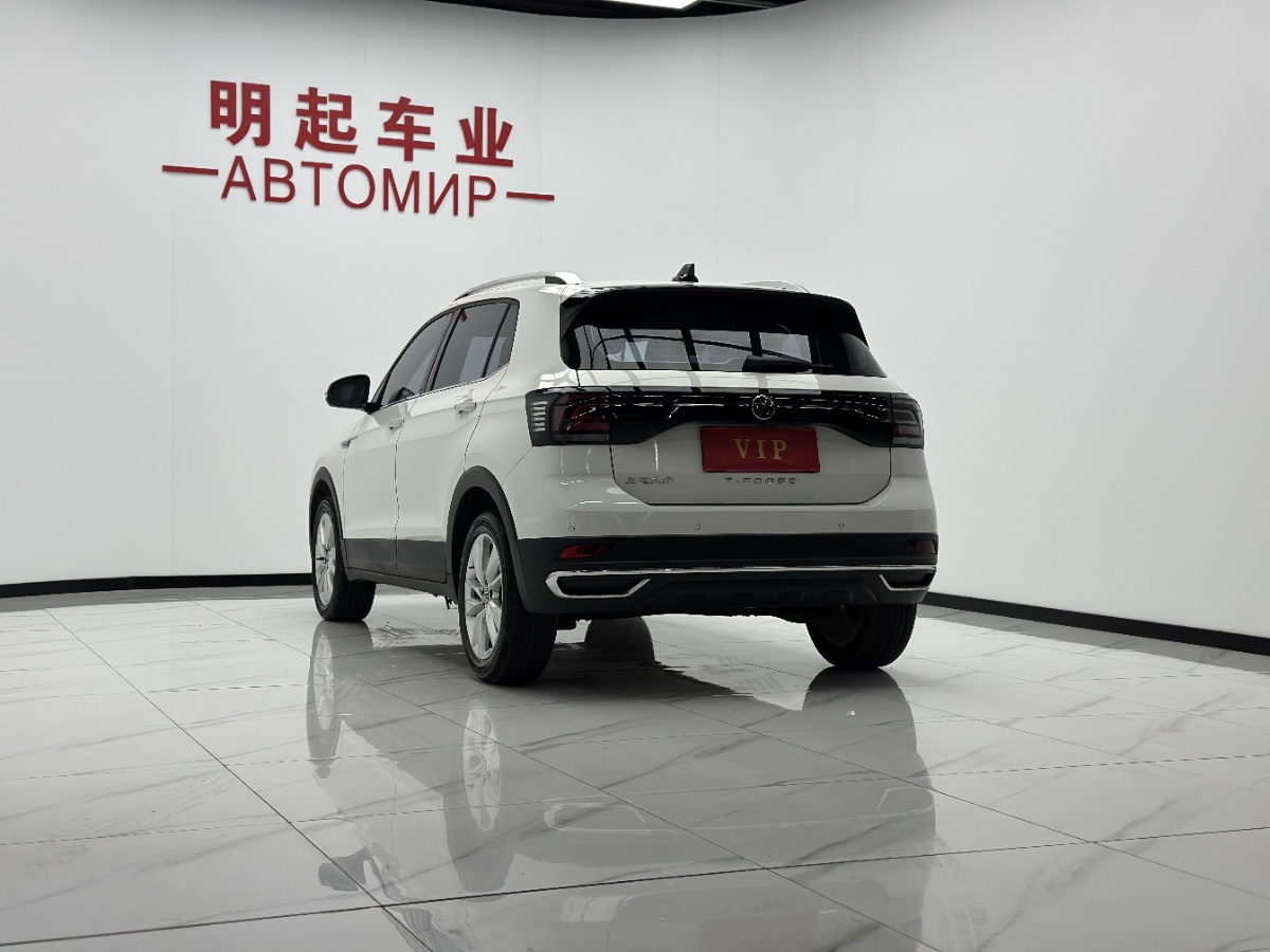 Volkswagen T-Cross 2022 car image #8