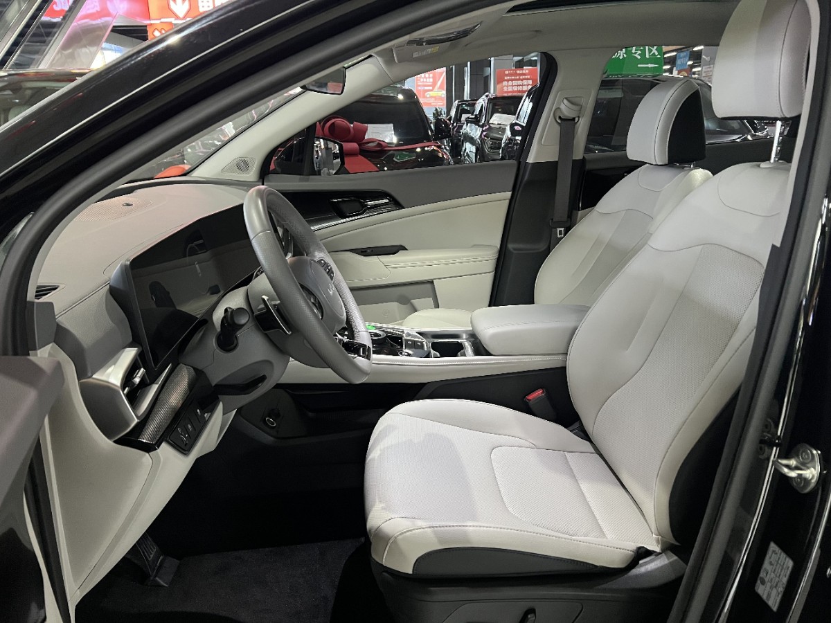 Kia Sportage 2024 car image #3