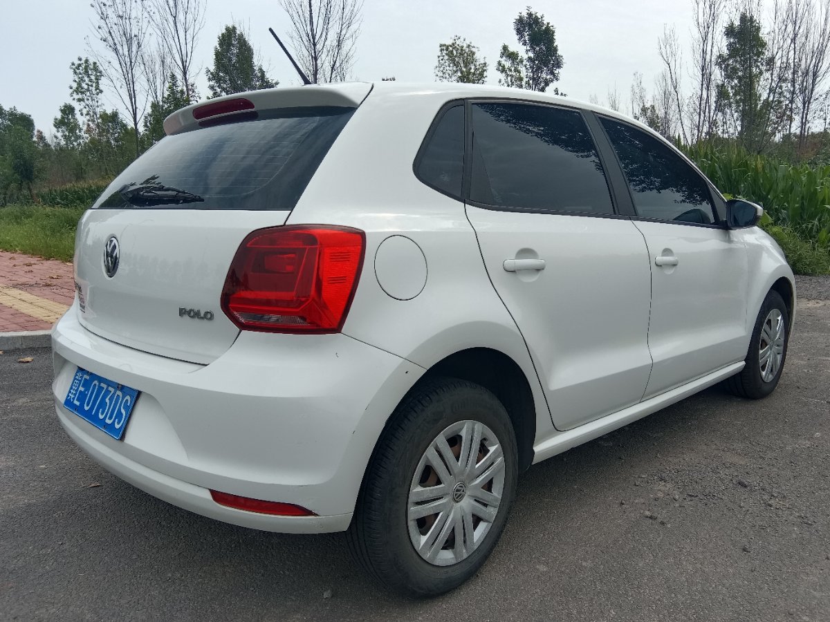 Volkswagen Polo 2018 car image #5