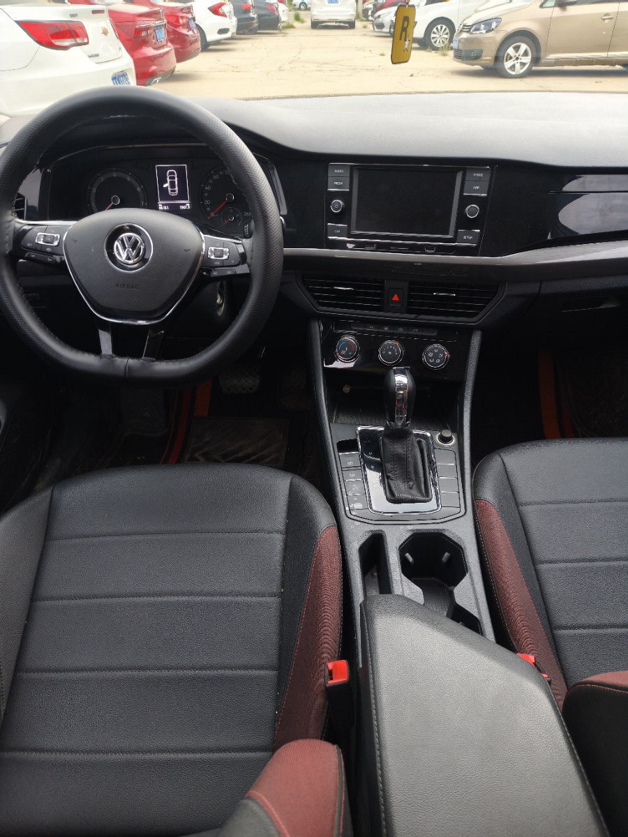 Volkswagen Bora 2020 car image #6