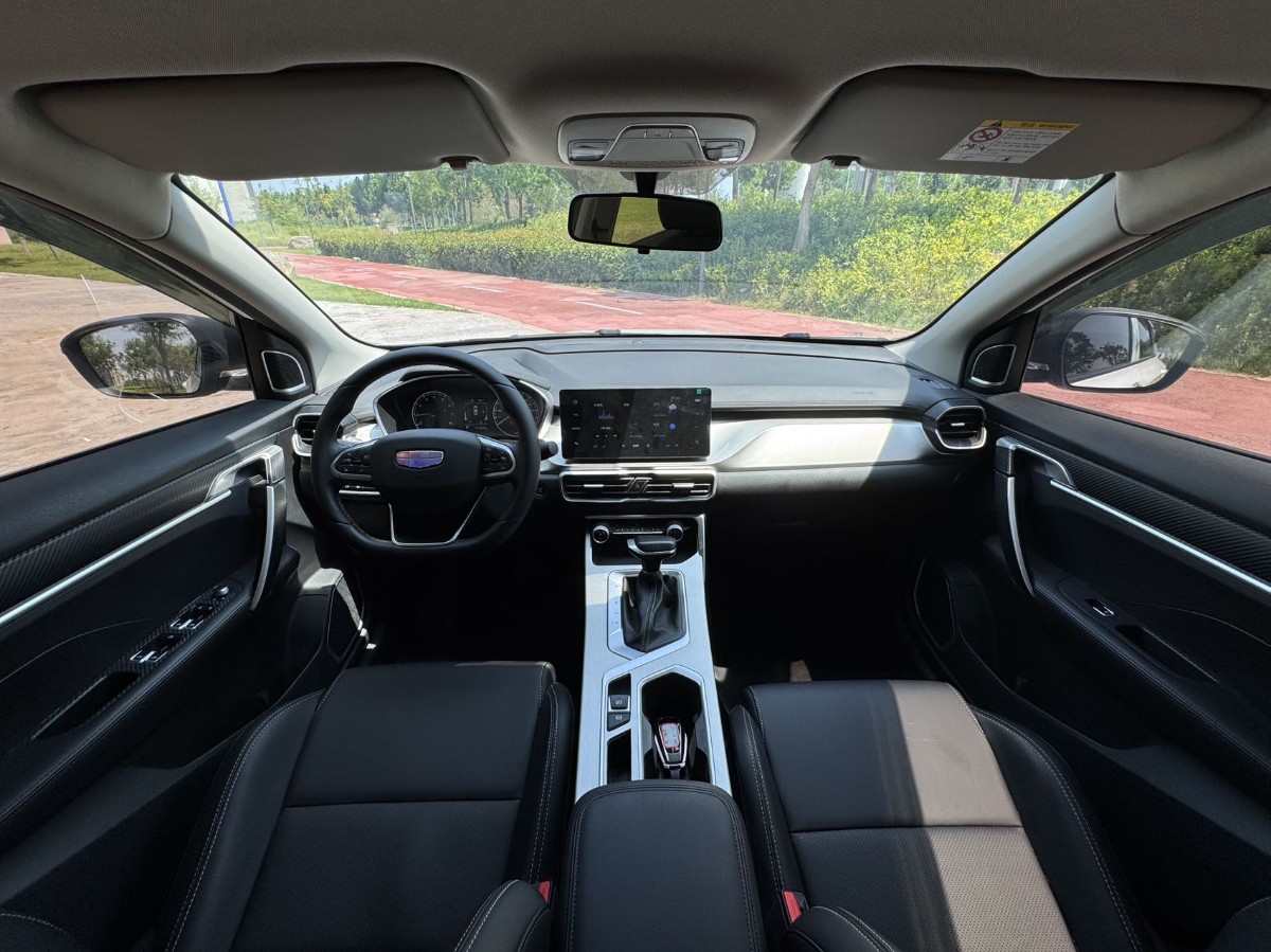 GEELY Coolray 2025 #10 GEELY Coolray 2025 car image #10