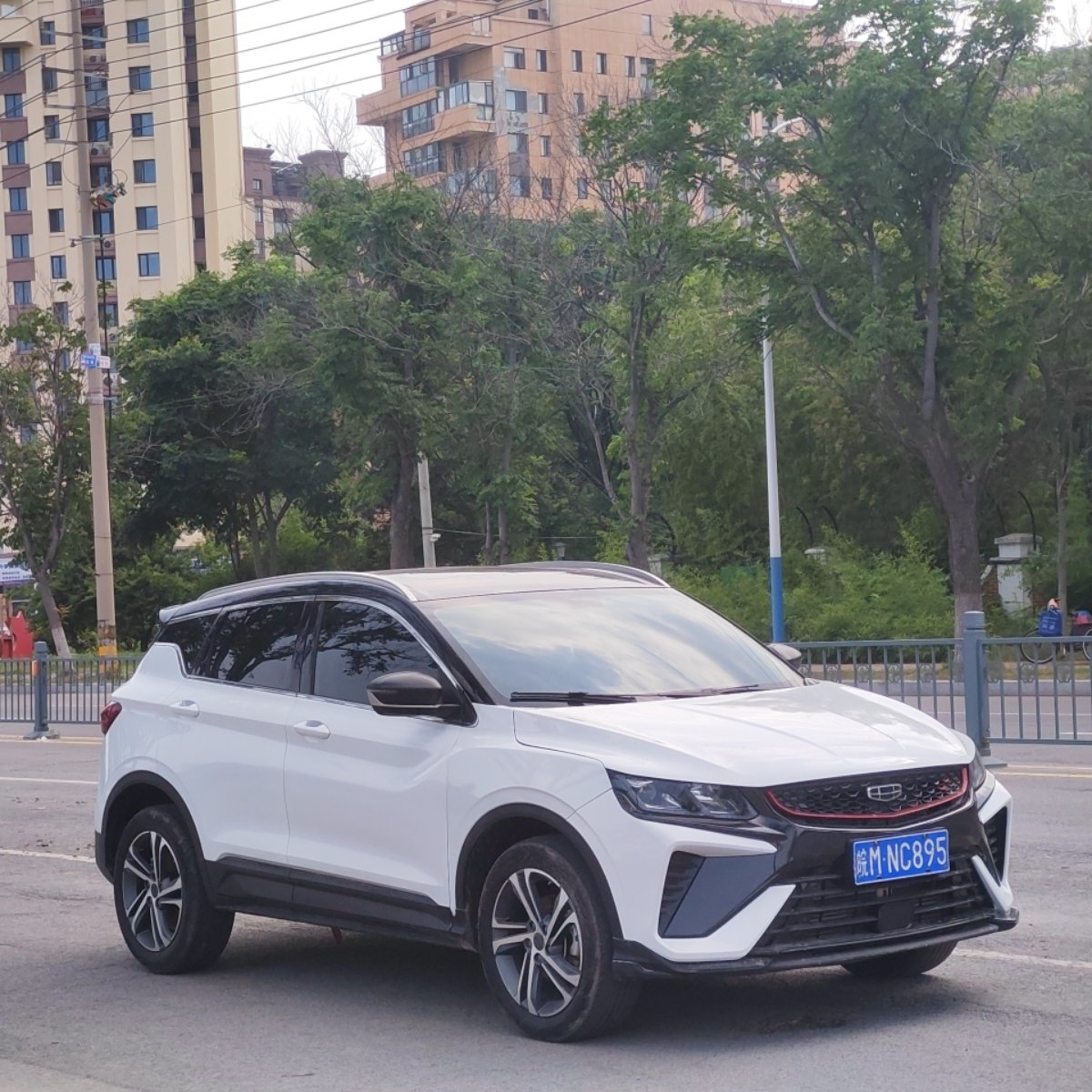 GEELY Coolray 2021 #3 GEELY Coolray 2021 car image #3