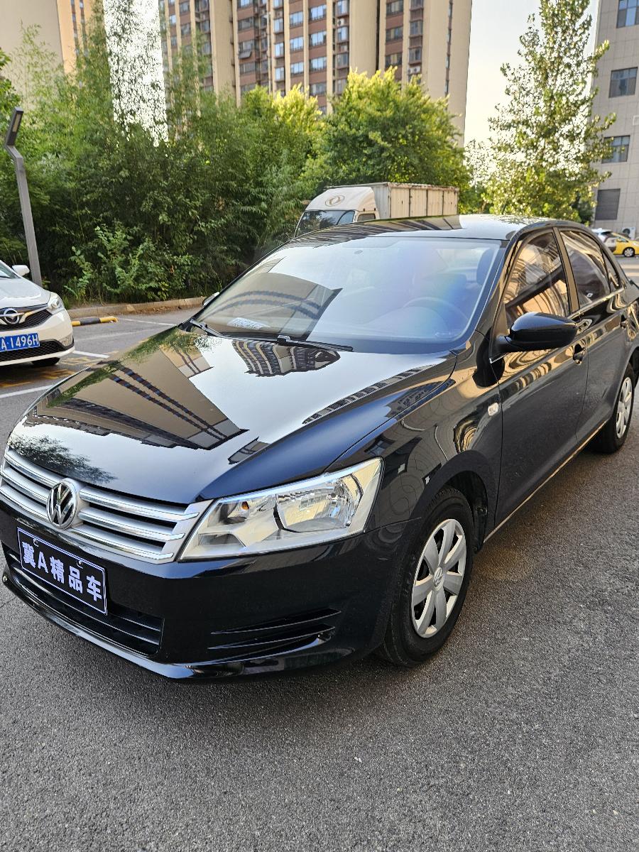 Volkswagen Santana 2014 car image 