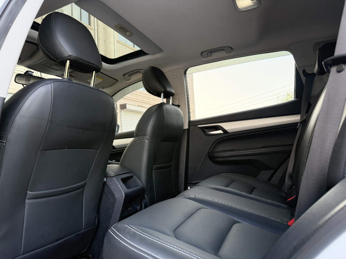 GEELY Vision X6 2020 car image #5