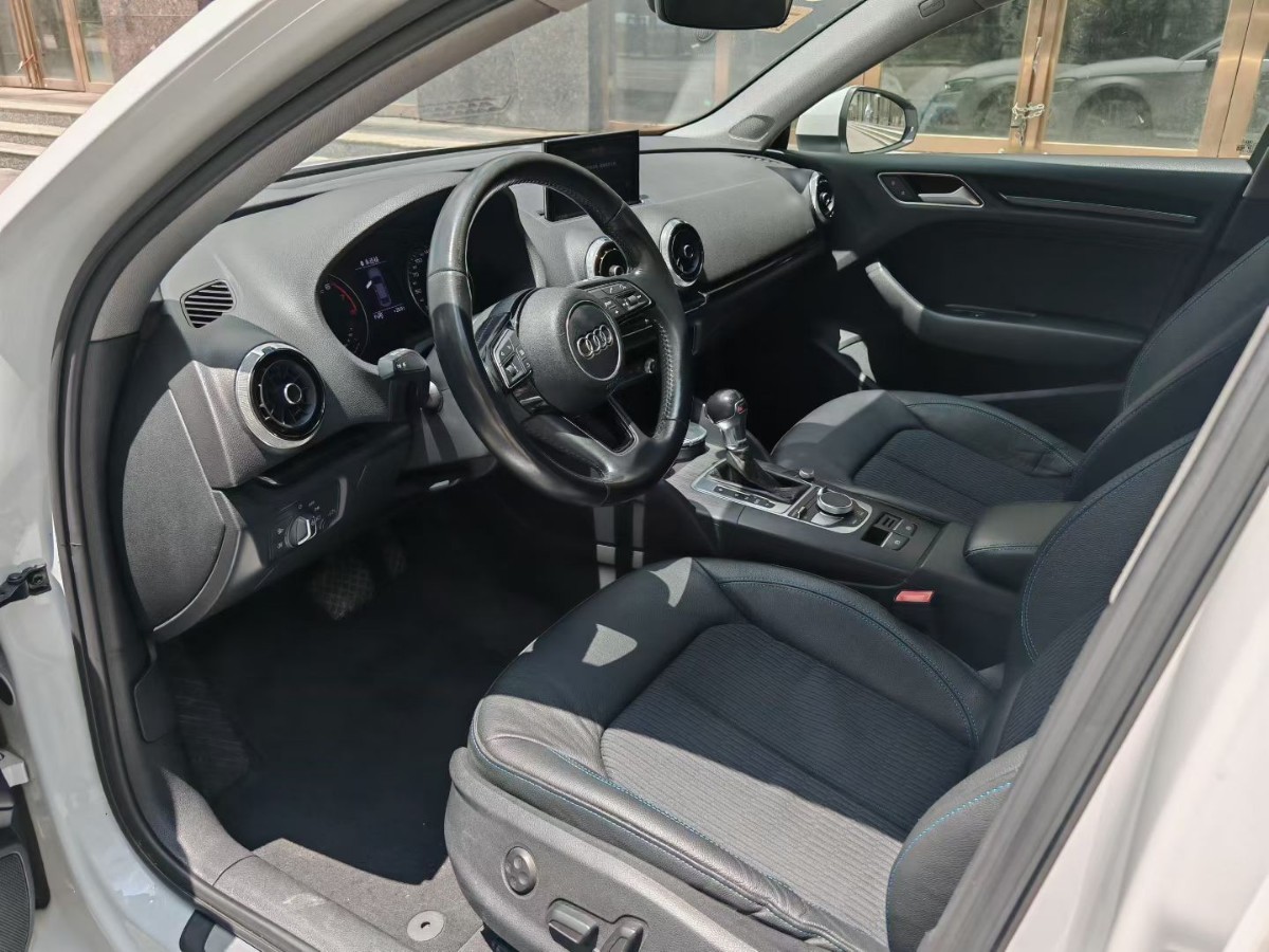 Audi A3 2018 #4 Audi A3 2018 car image #4