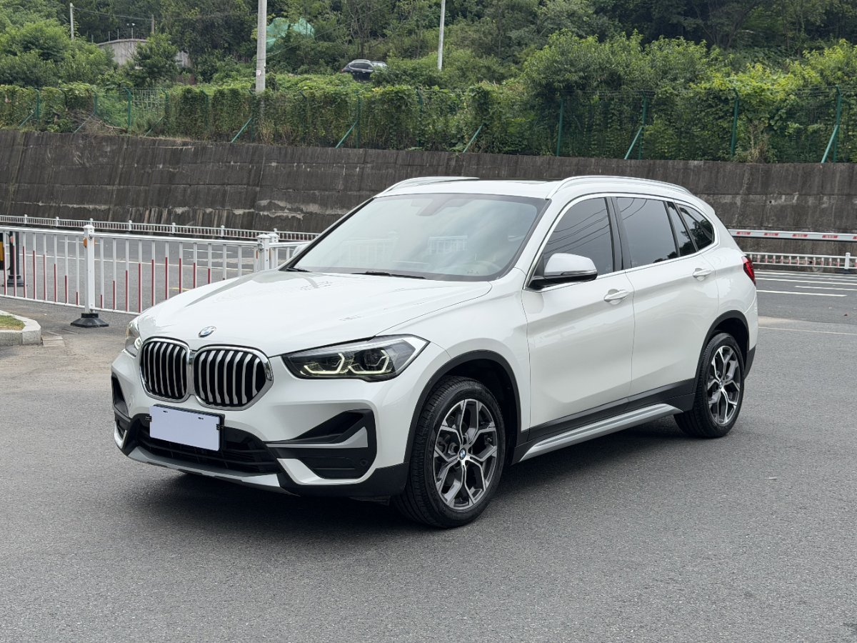 BMW X1 2022 car image 