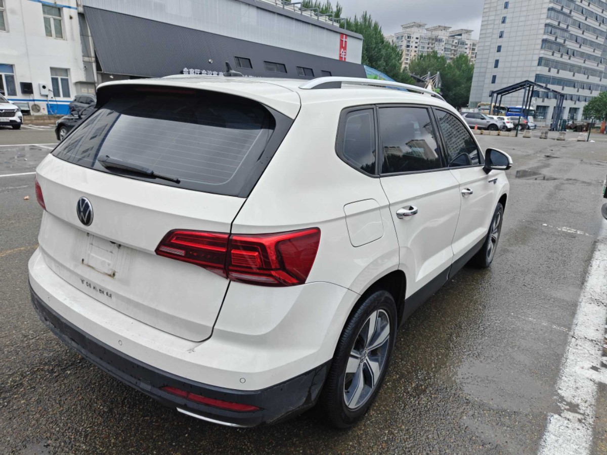 Volkswagen Tharu 2023 car image #2