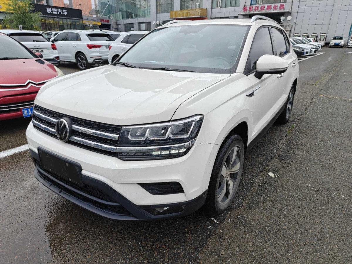 Volkswagen Tharu 2023 car image 