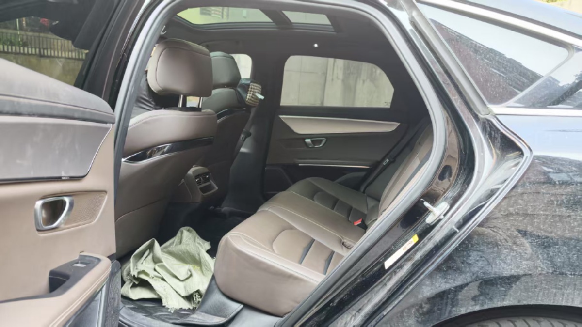BYD Han 2021 car image #5