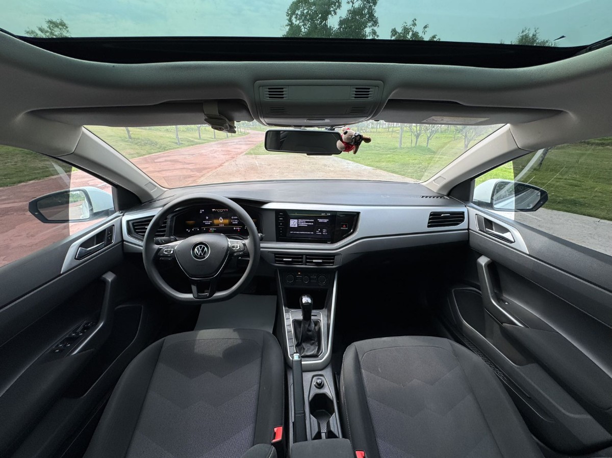 Volkswagen Polo 2024 car image #10