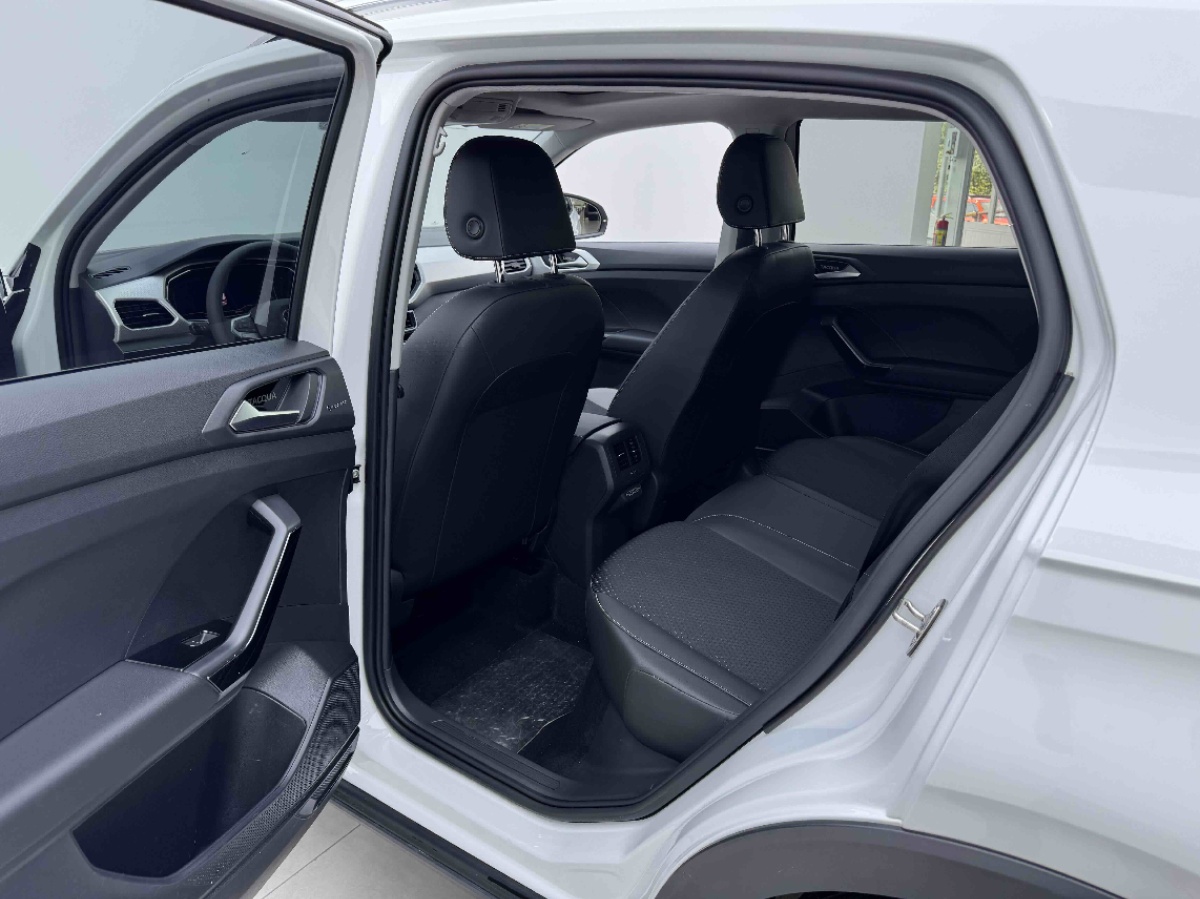 Volkswagen Tacqua 2020 car image #6