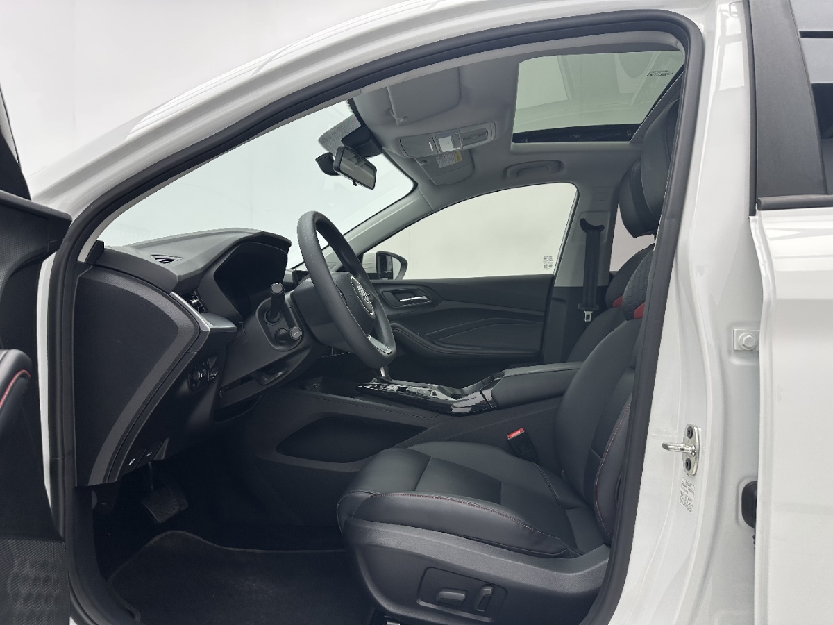MG 5 2023 car image #5