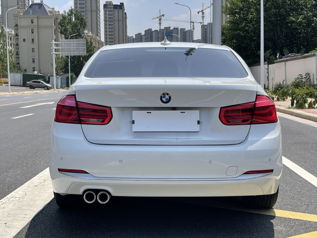 BMW 3 Series 2018 #8 BMW 3 Series 2018 car image #8