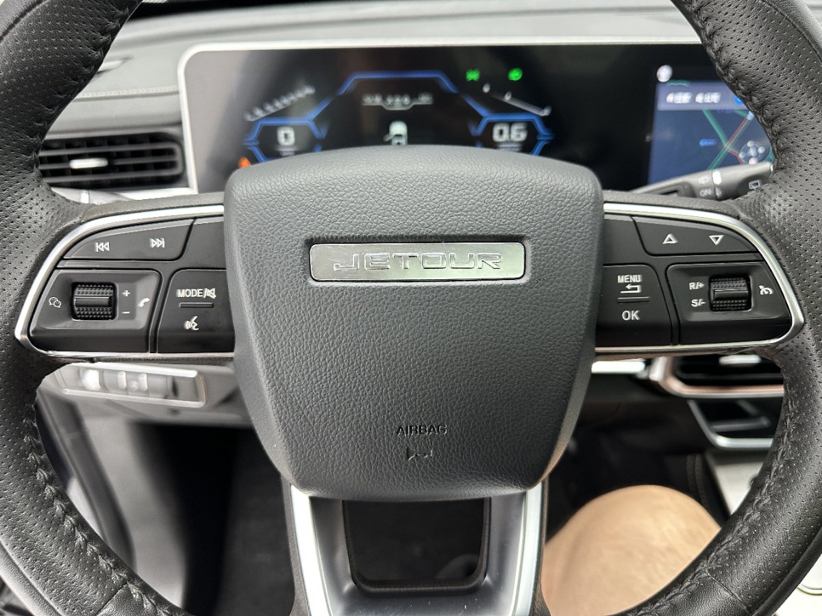 Jetour X70 PLUS 2022 car image #13