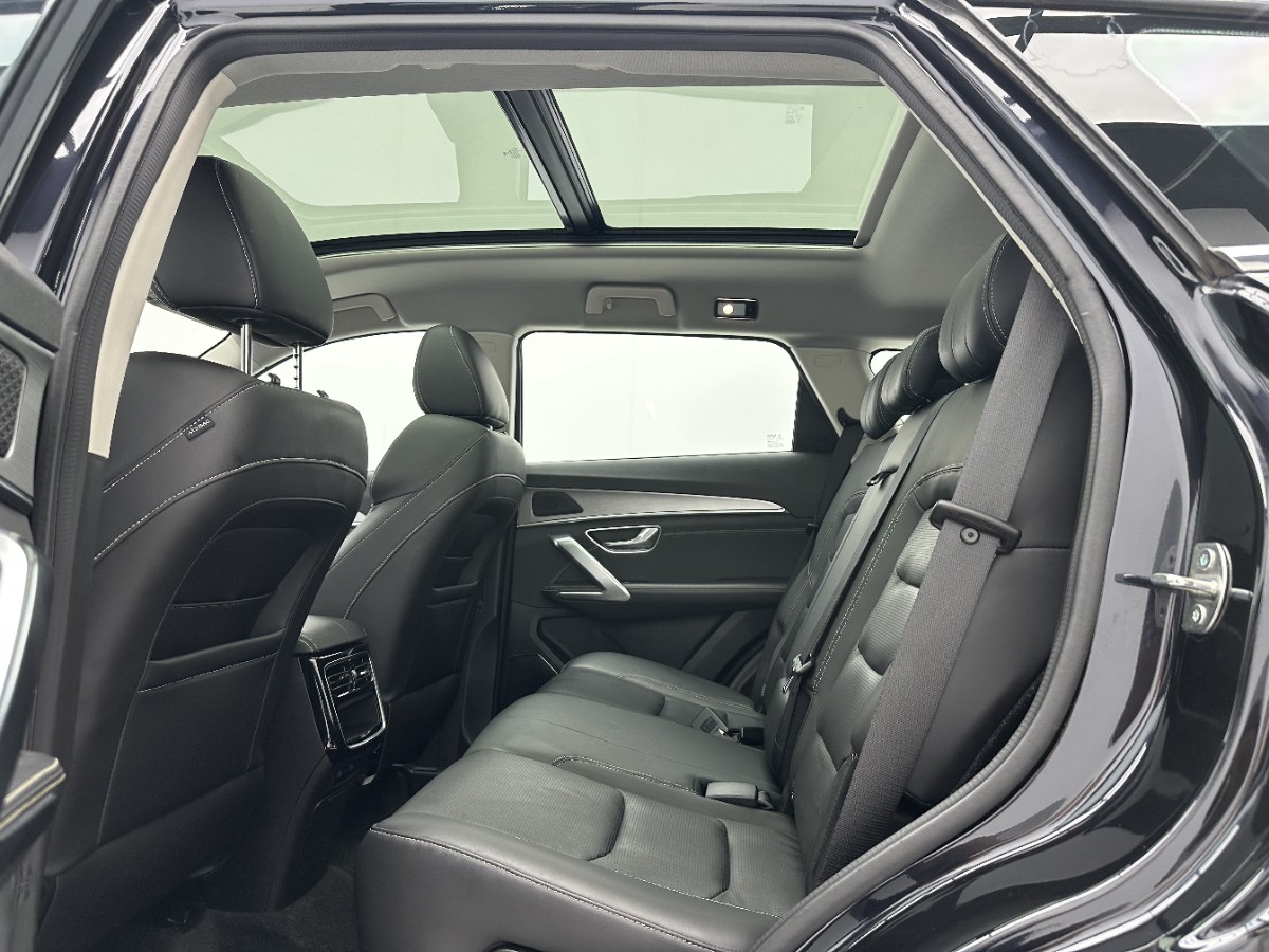 Jetour X70 PLUS 2022 car image #6