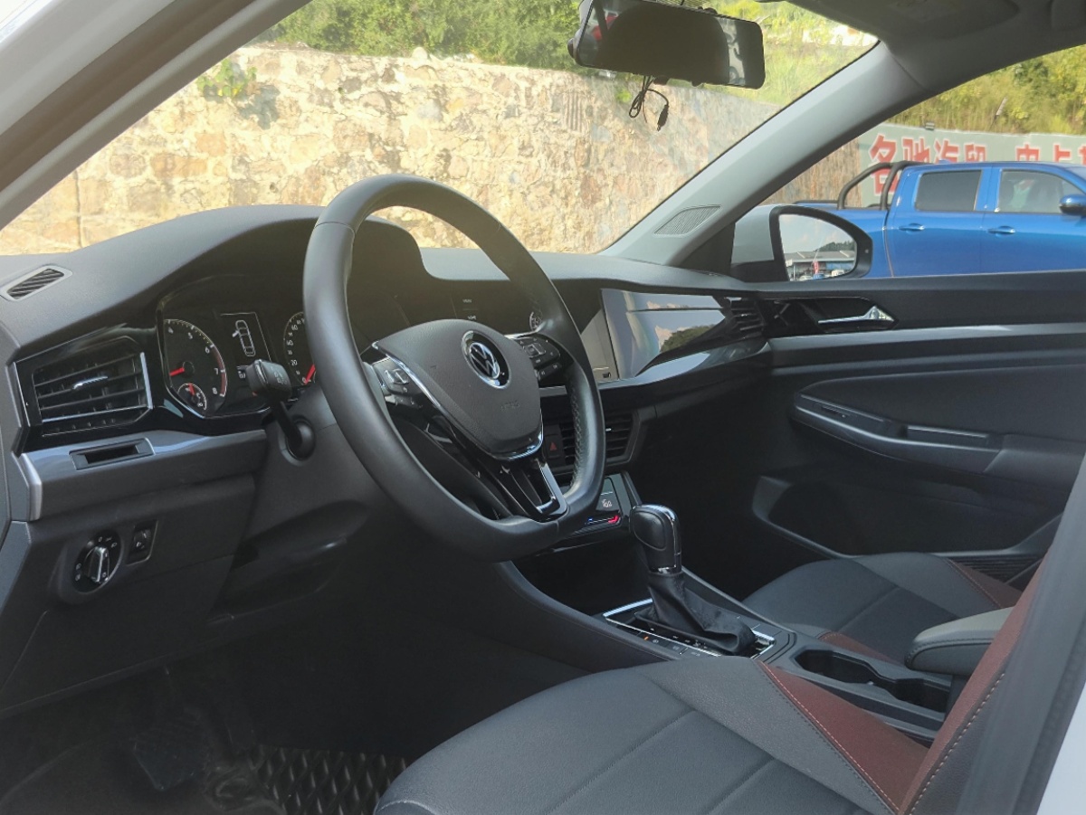 Volkswagen Bora 2021 car image #5