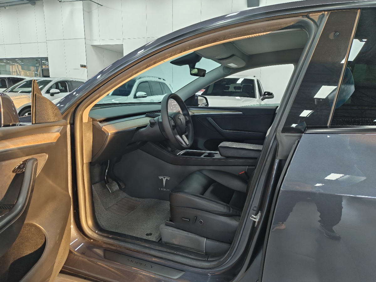 Tesla Model Y 2022 #4 Tesla Model Y 2022 immagine di auto #4