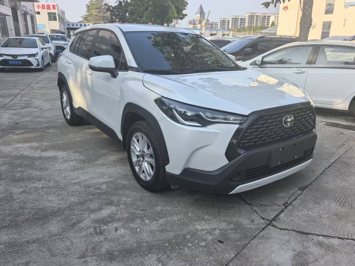 Toyota Corolla Cross 2023 immagine di auto #4