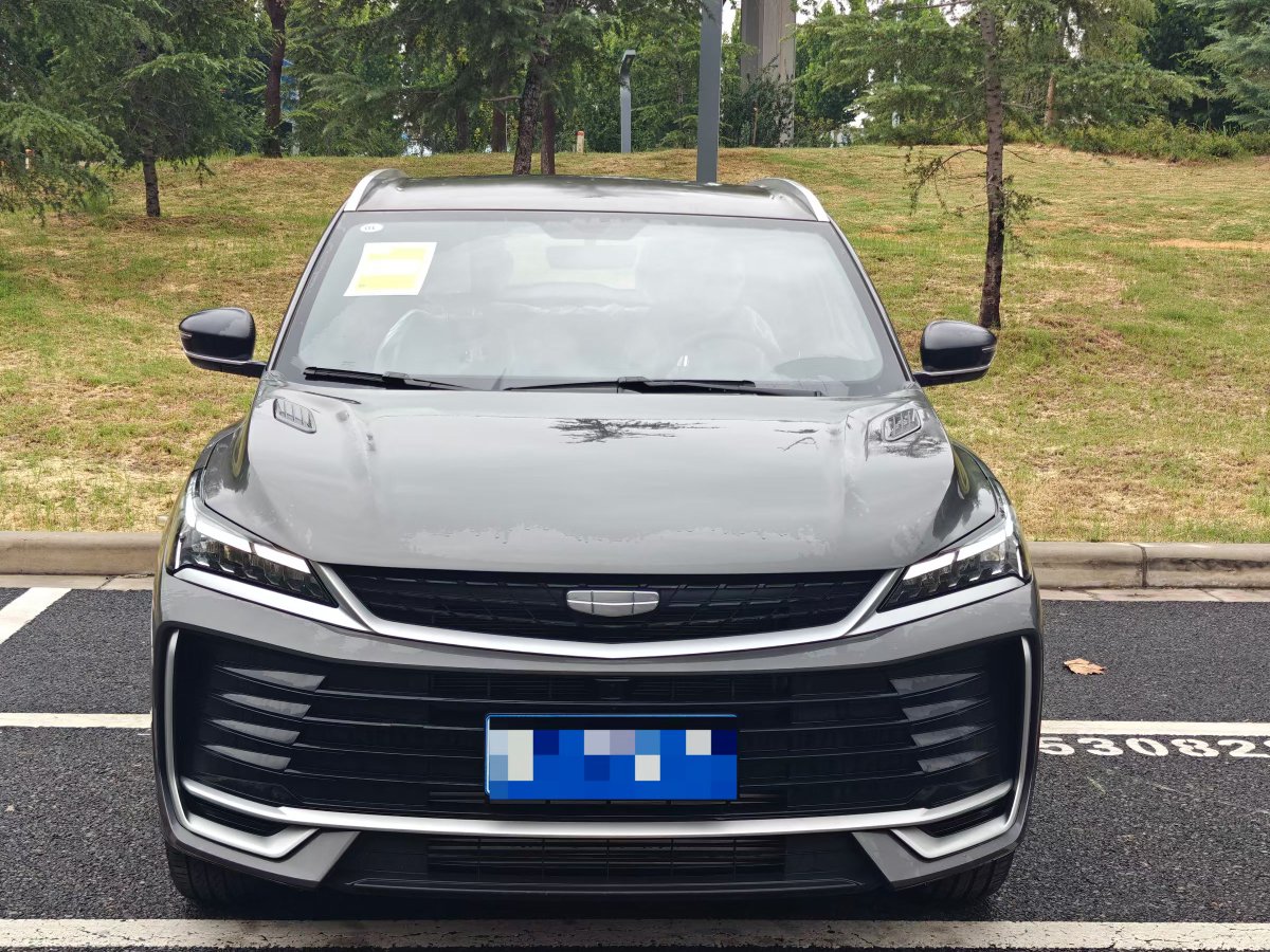 GEELY Coolray 2026 car image #2