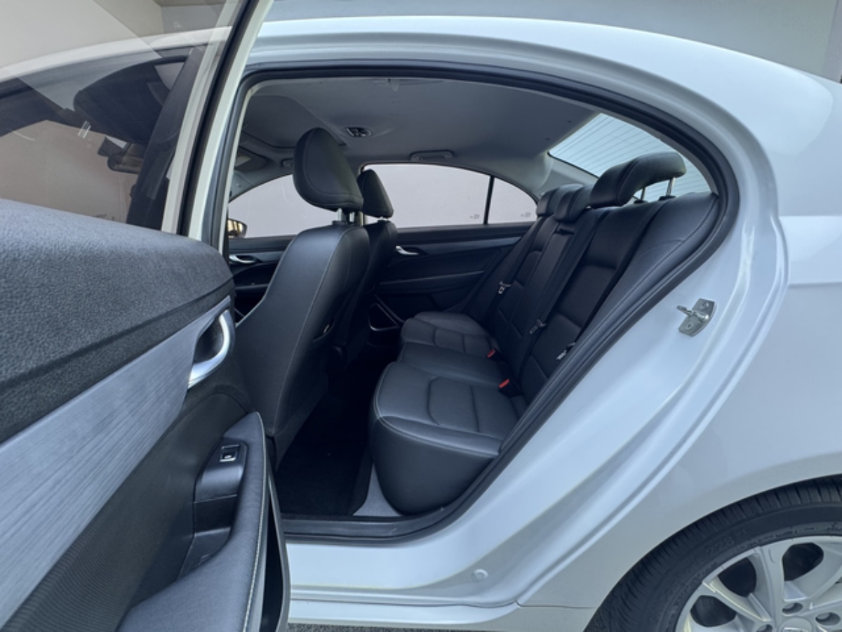 GEELY Emgrand 2021 #8 GEELY Emgrand 2021 car image #8