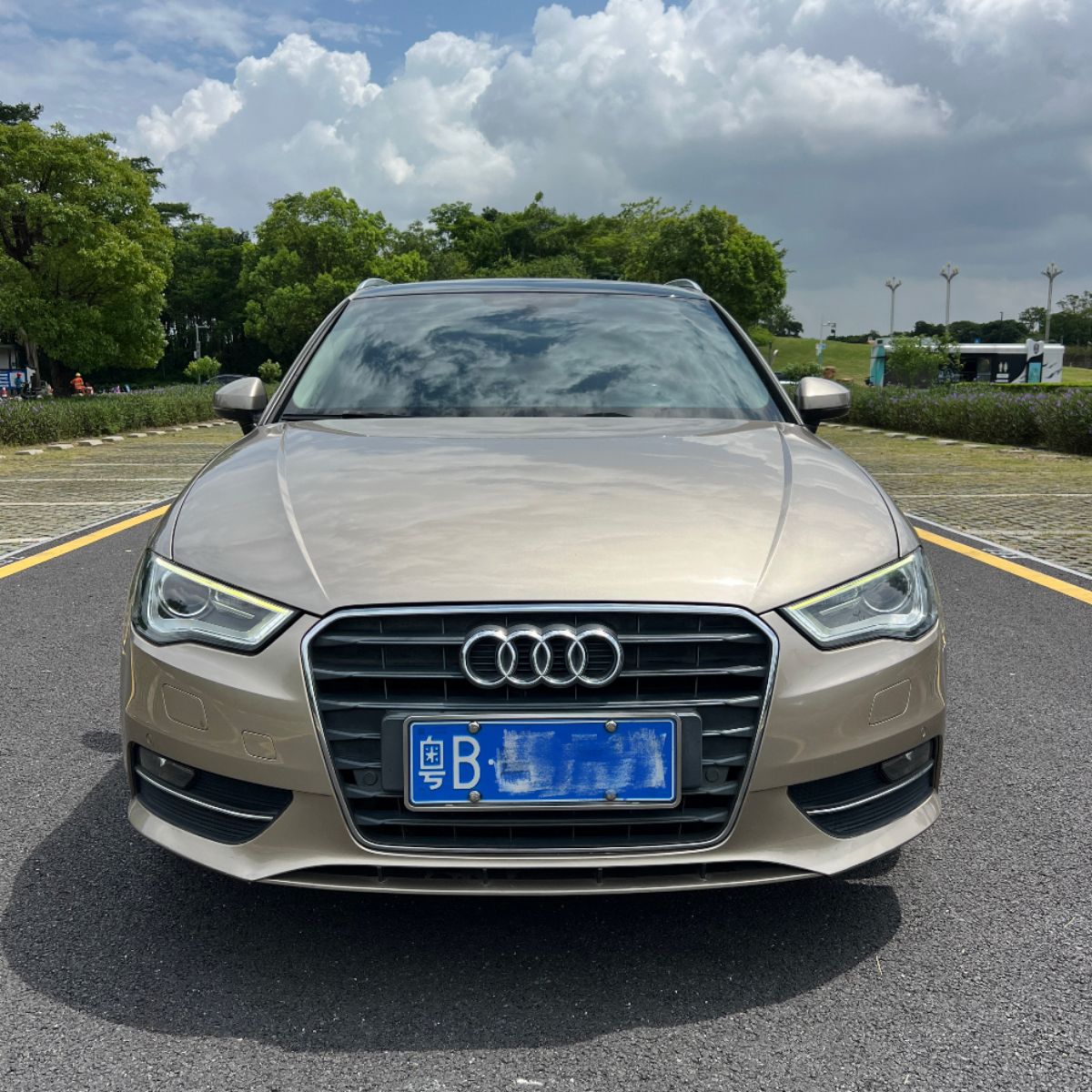 Audi A3 2016 car image #2