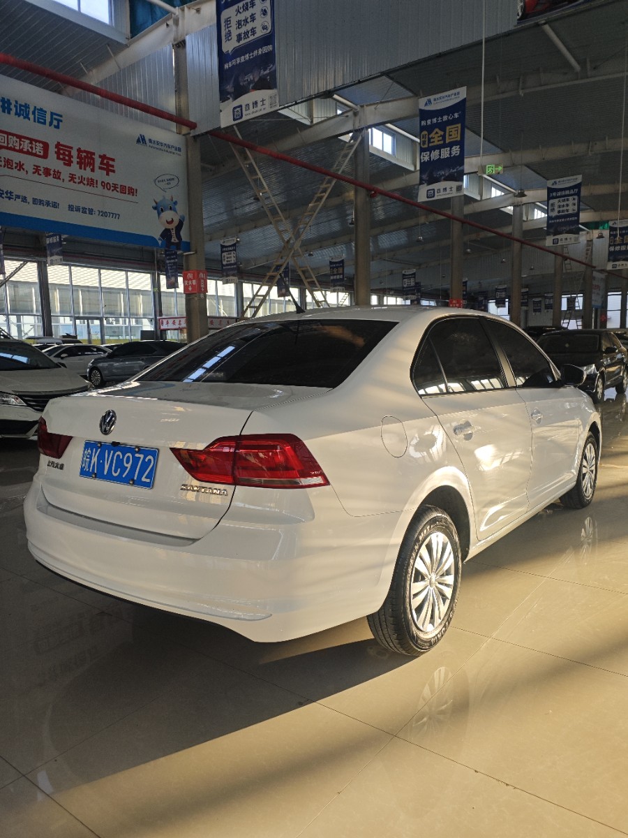 Volkswagen Santana 2022 car image #3