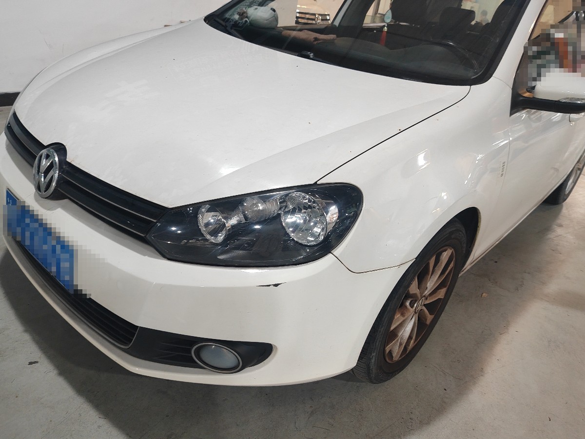 Volkswagen Golf 2013 car image 