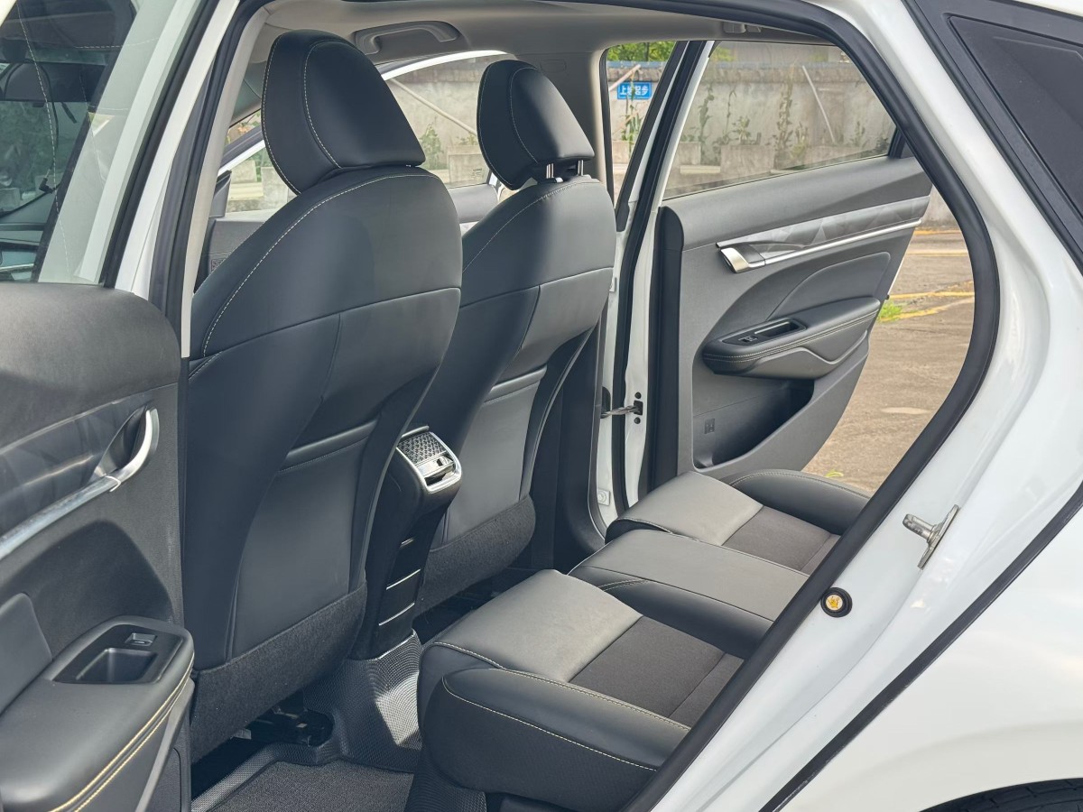 GEELY Binray 2021 car image #6