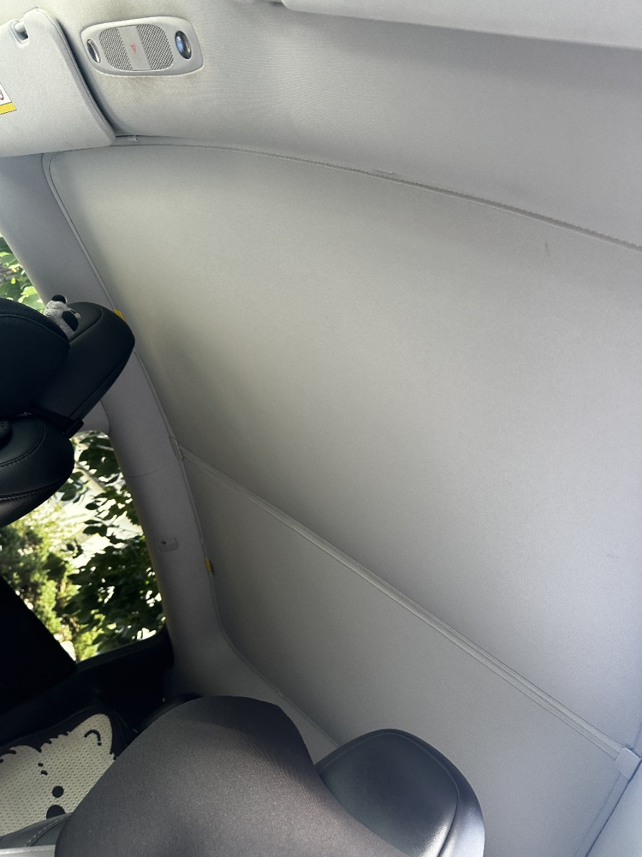 Tesla Model Y 2023 car image #4