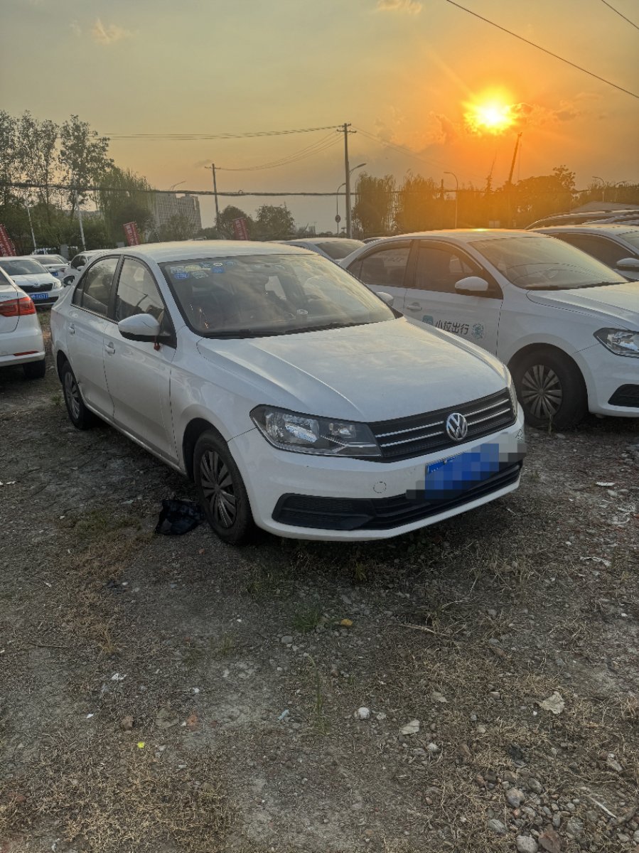 Volkswagen Santana 2018 car image 