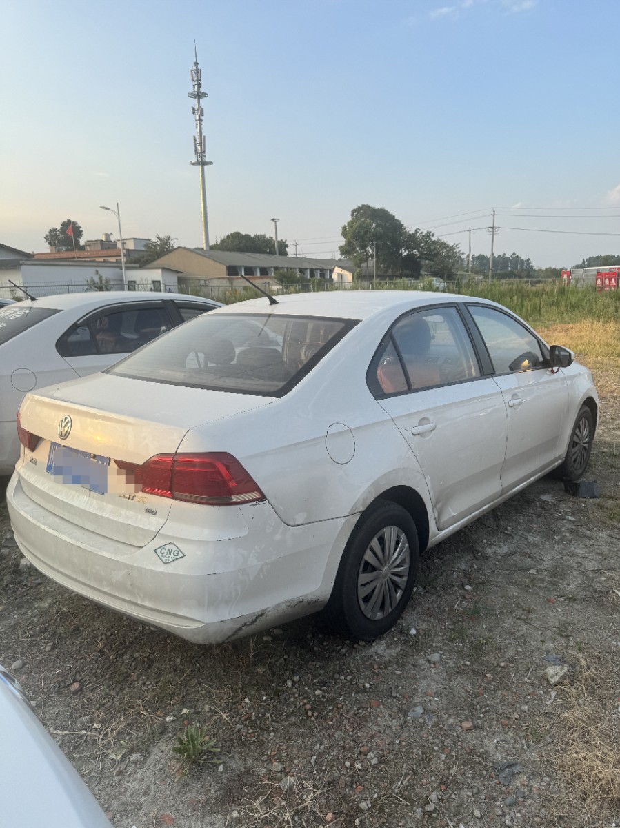 Volkswagen Santana 2018 car image #7
