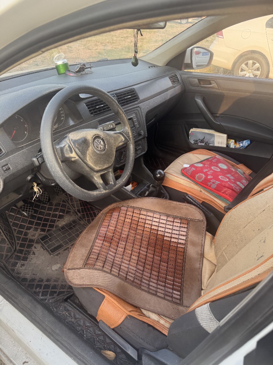 Volkswagen Santana 2018 car image #6