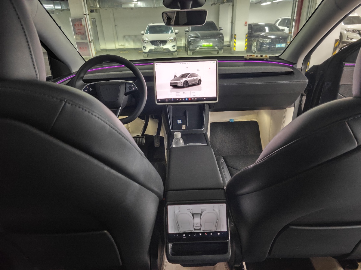 Tesla Model Y 2025 #5 Tesla Model Y 2025 immagine di auto #5
