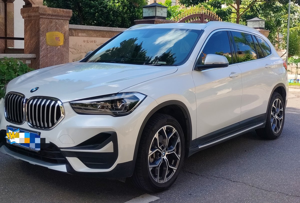 BMW X1 2023 car image 