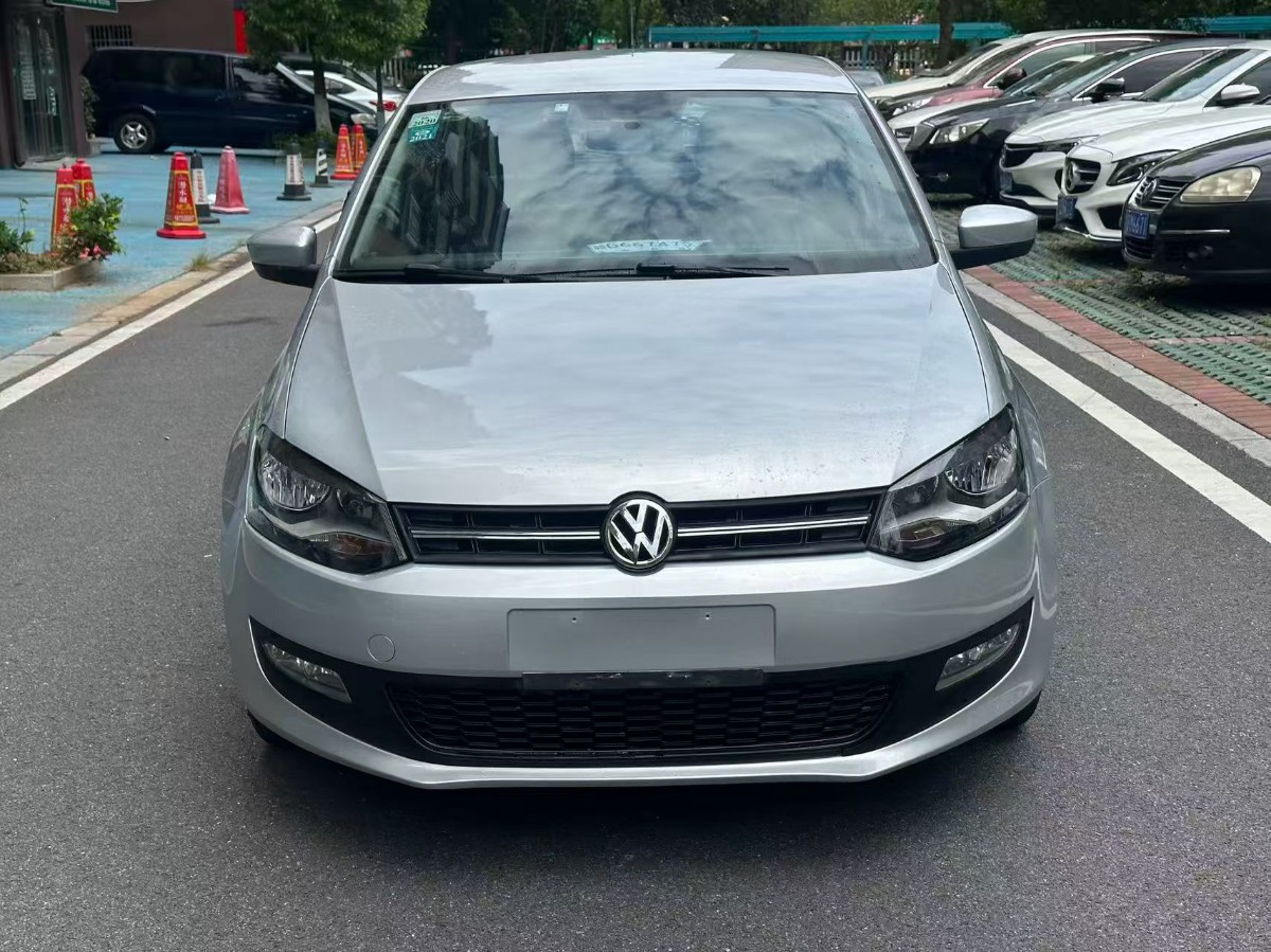 Volkswagen Polo 2014 #2 Volkswagen Polo 2014 car image #2