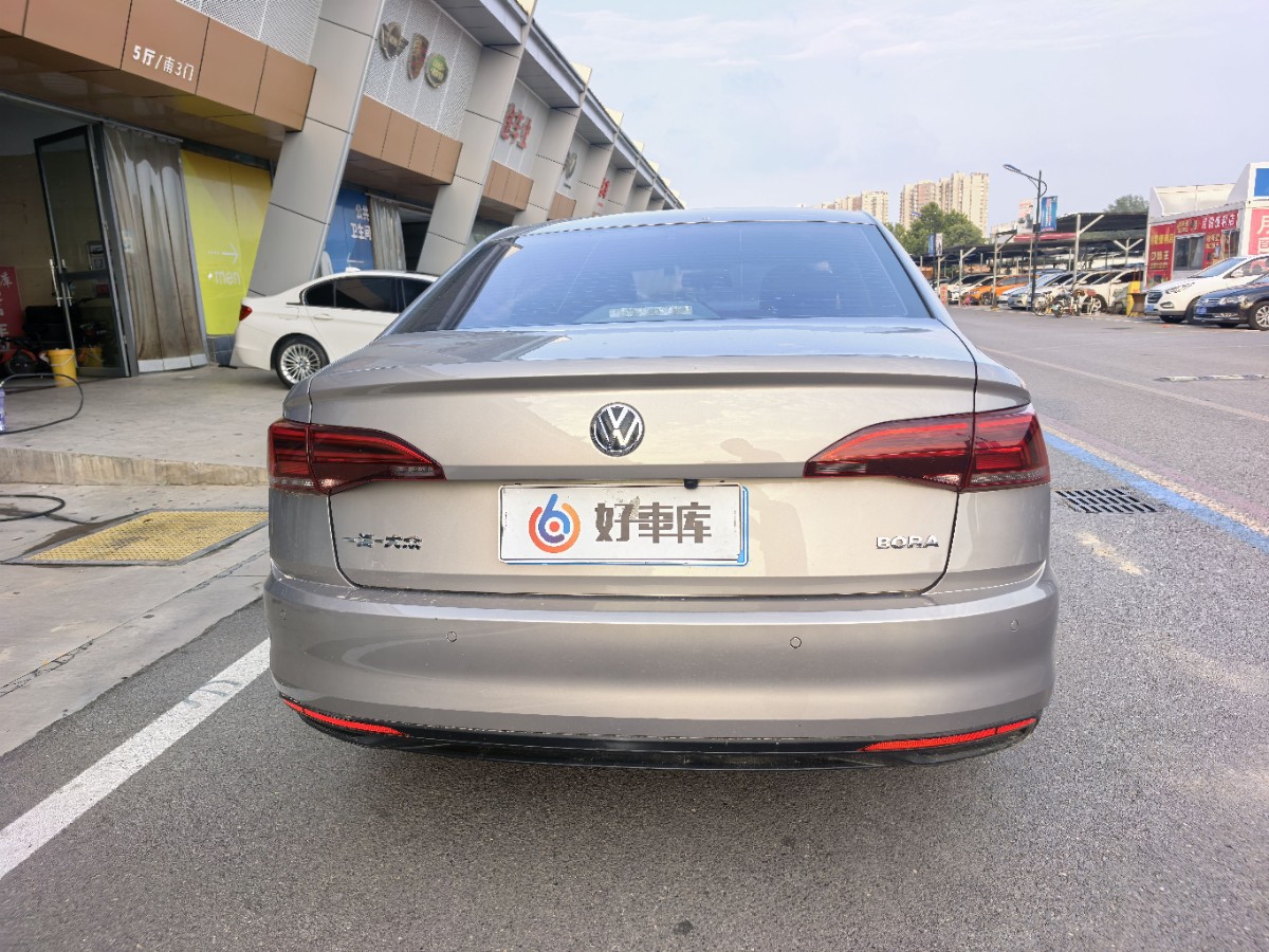 Volkswagen Bora 2019 #4 Volkswagen Bora 2019 car image #4