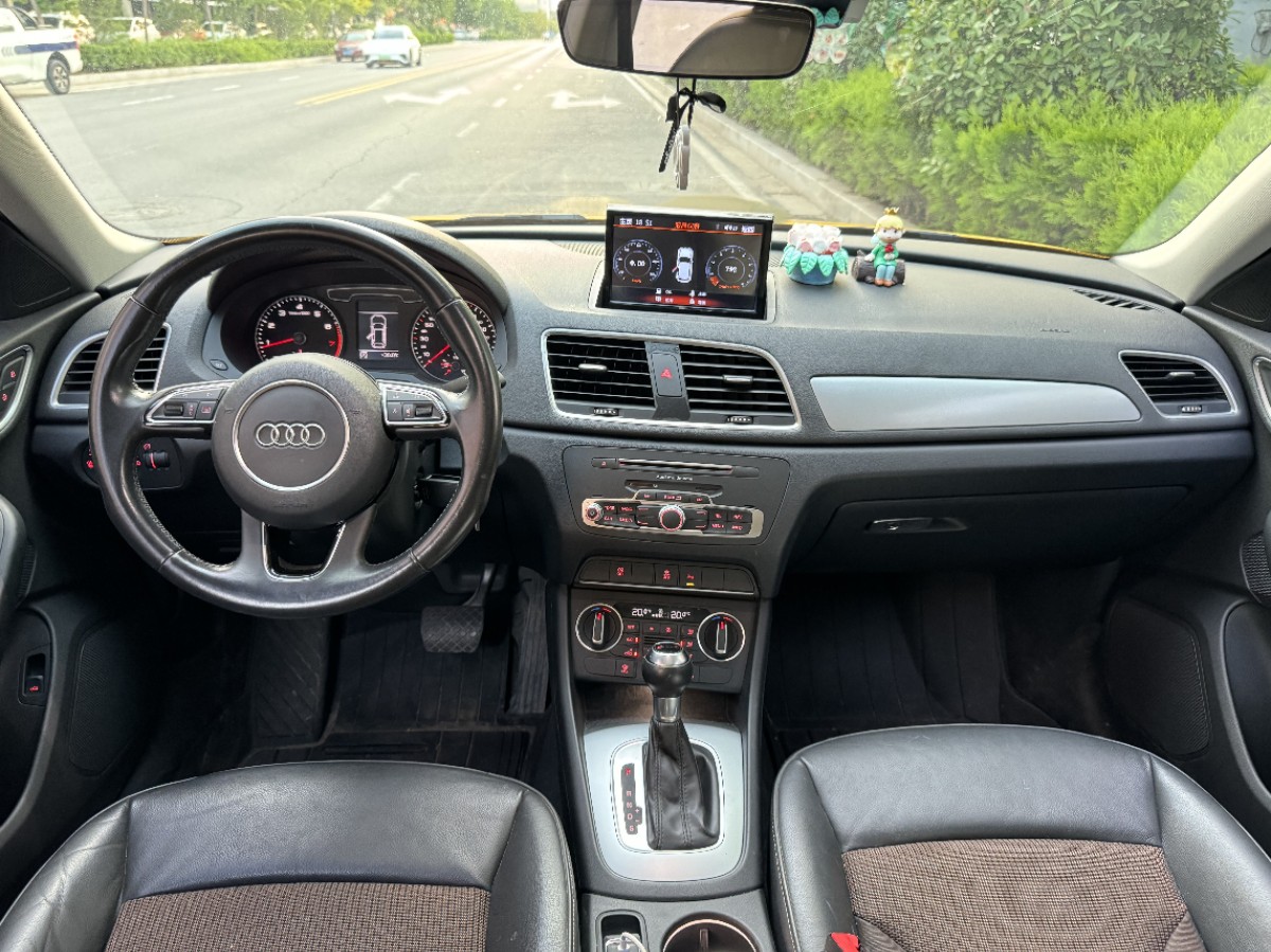 Audi Q3 2017 #4 Audi Q3 2017 car image #4