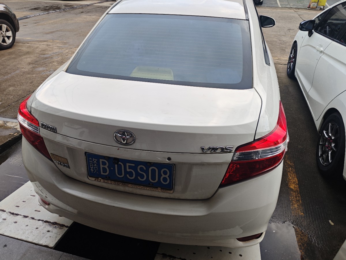 Toyota Vios 2015 #6 Toyota Vios 2015 car image #6