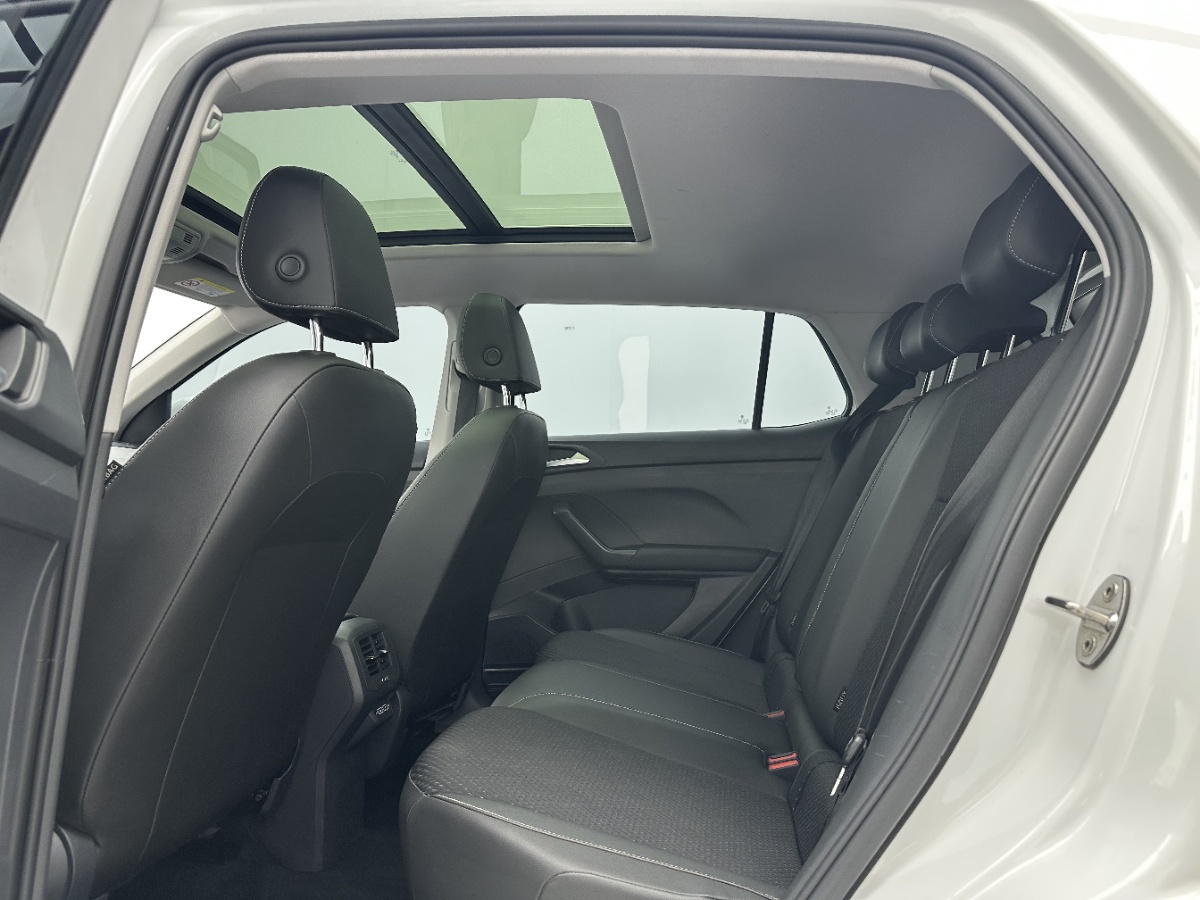 Volkswagen Tacqua 2022 car image #6