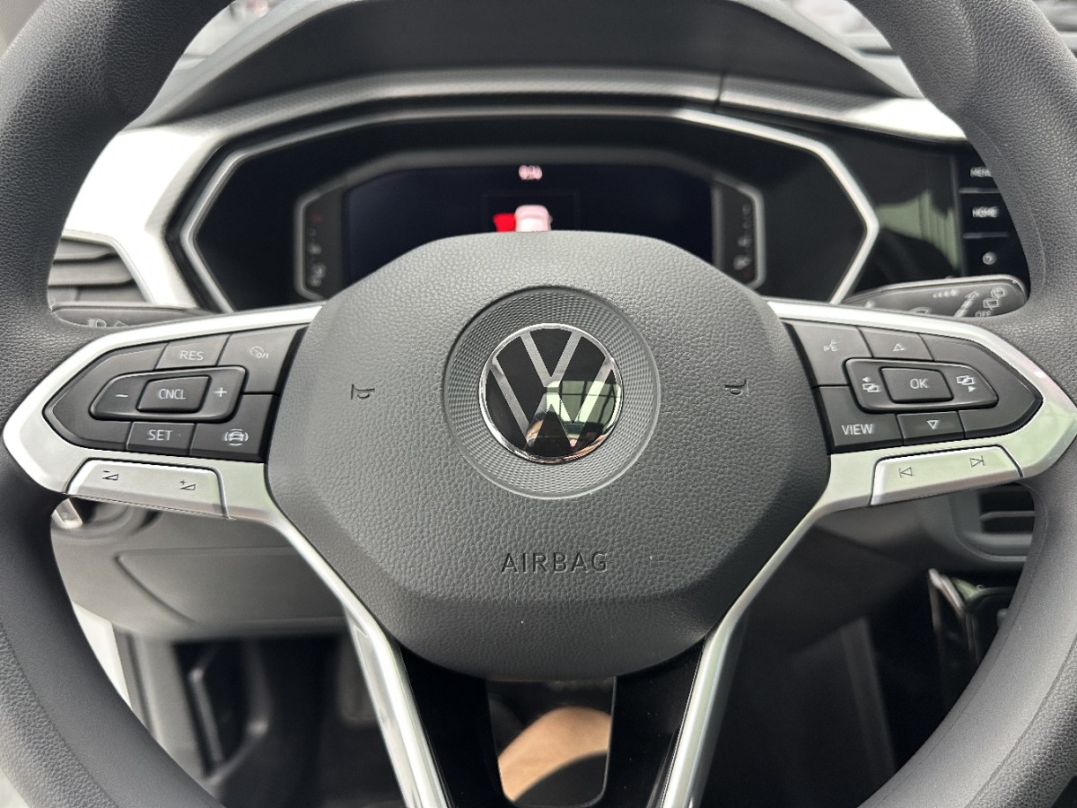 Volkswagen Tacqua 2022 car image #13