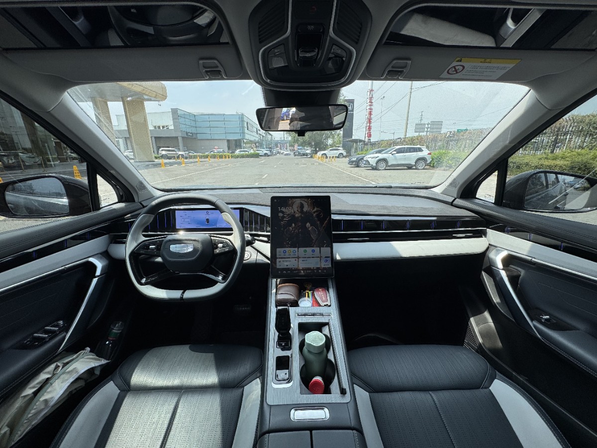GEELY Boyue L 2025 car image #5