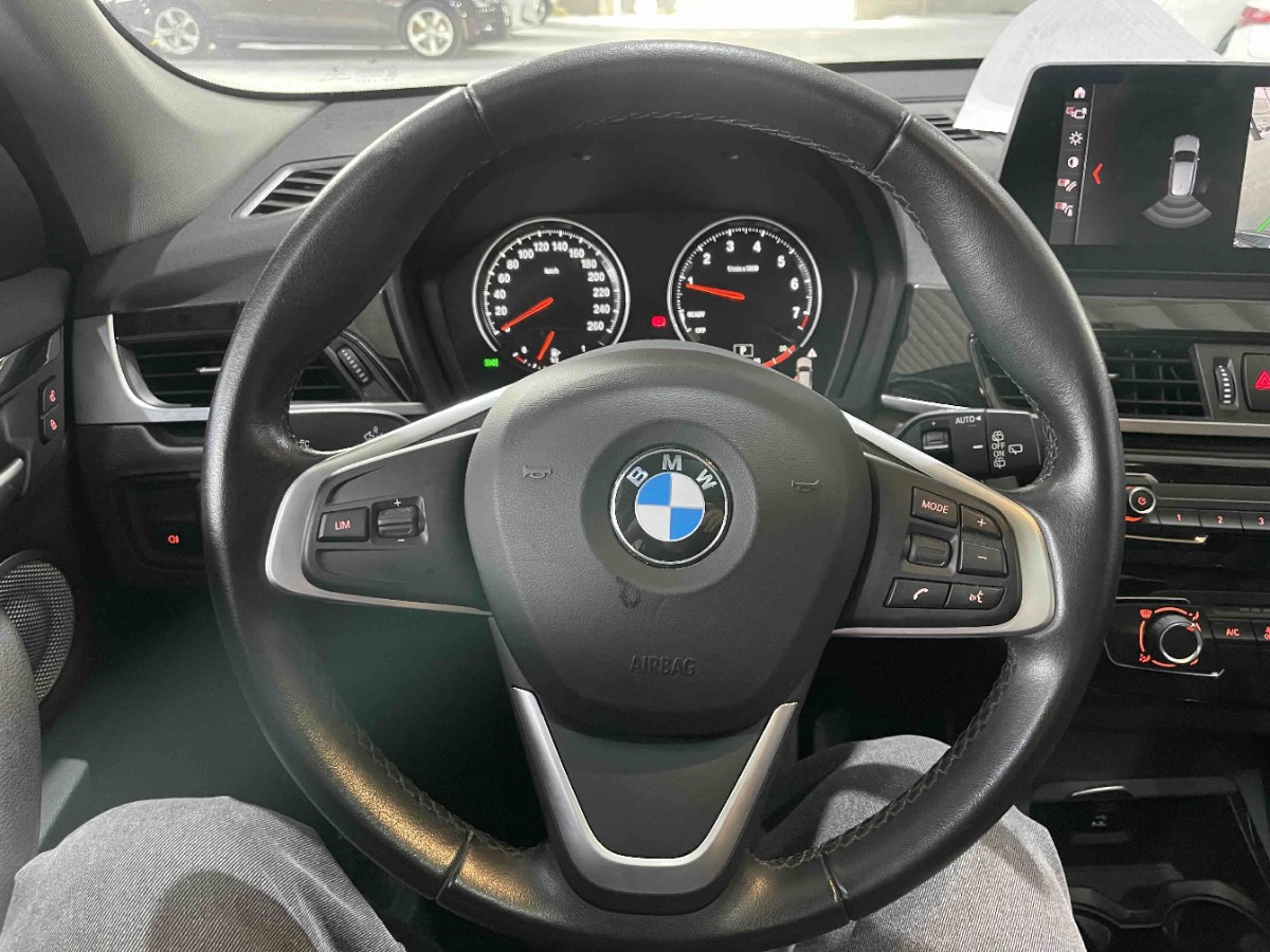 BMW X1 2022 car image #3