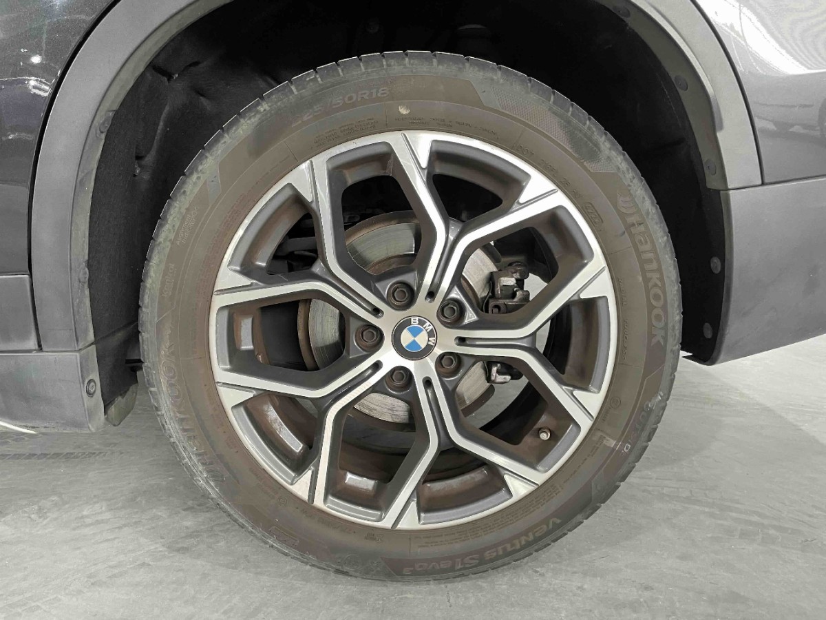 BMW X1 2022 car image #10