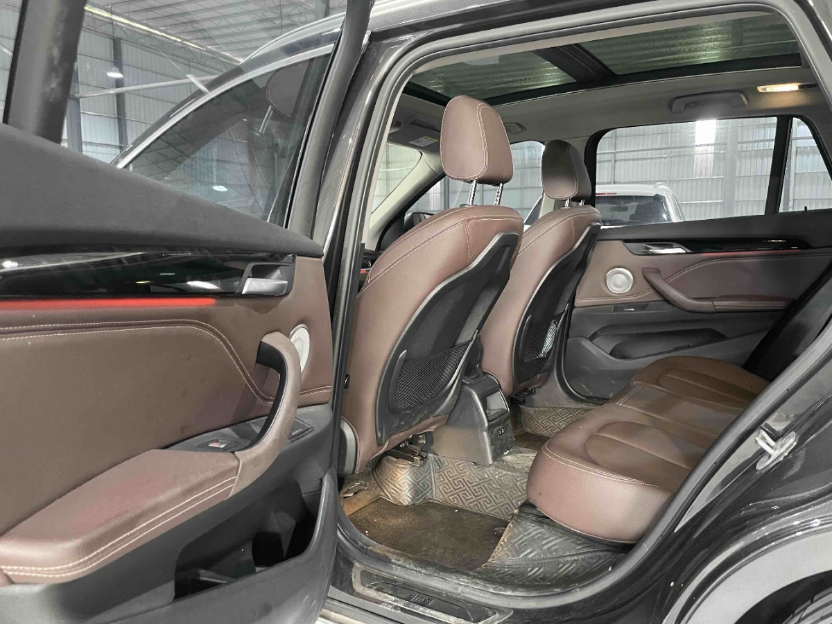 BMW X1 2022 car image #6