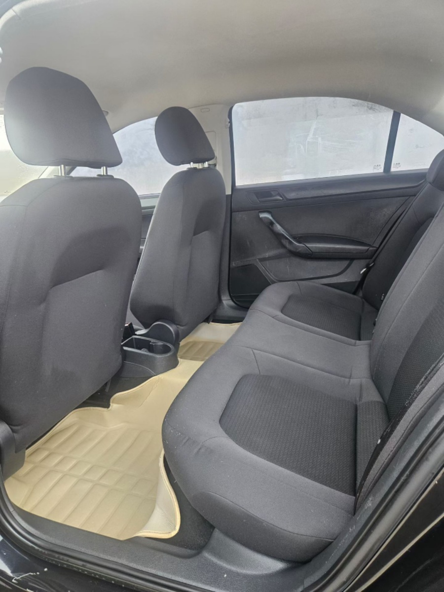 Volkswagen Santana 2015 #8 Volkswagen Santana 2015 car image #8