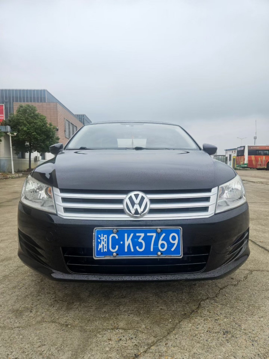 Volkswagen Santana 2015 Volkswagen Santana 2015 car image